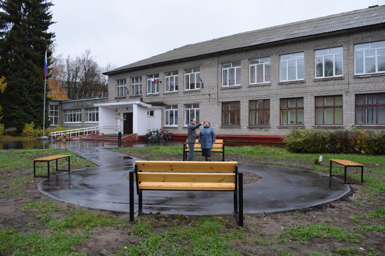 Благоустройство школьного двора в школе № 66 в Иванове: комфорт и безопасность для учеников и жителей города