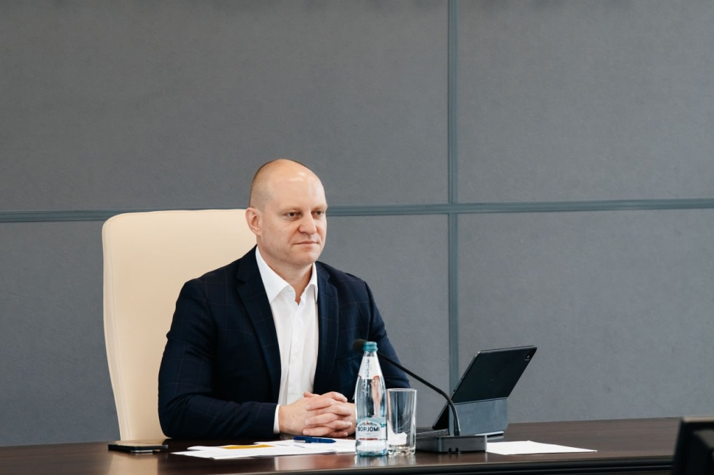 Комплексная подготовка Пушкинского округа к зиме: модернизация теплоснабжения и инфраструктуры под контролем Максима Красноцветова