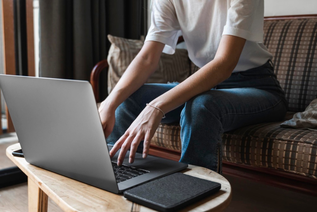 «Ведомости»: налоговики усилили контроль за трудоустройством самозанятых