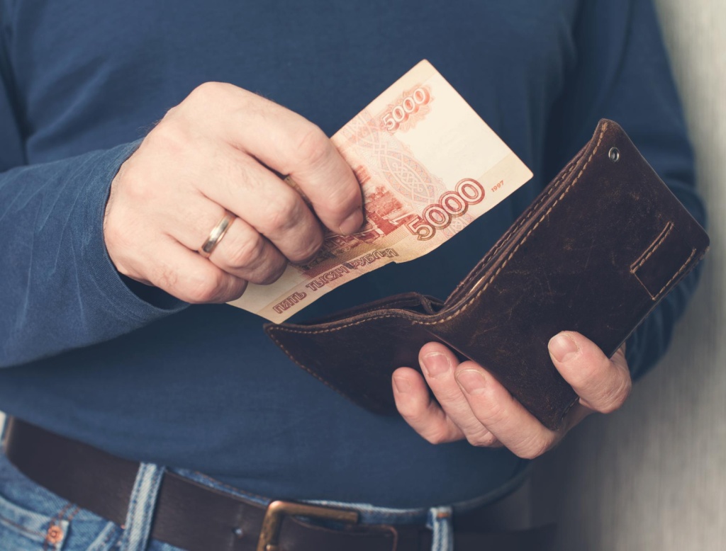 В Приангарье задержали бывшего главу экспертного учреждения по пожарной безопасности: его подозревают в получении крупной взятки