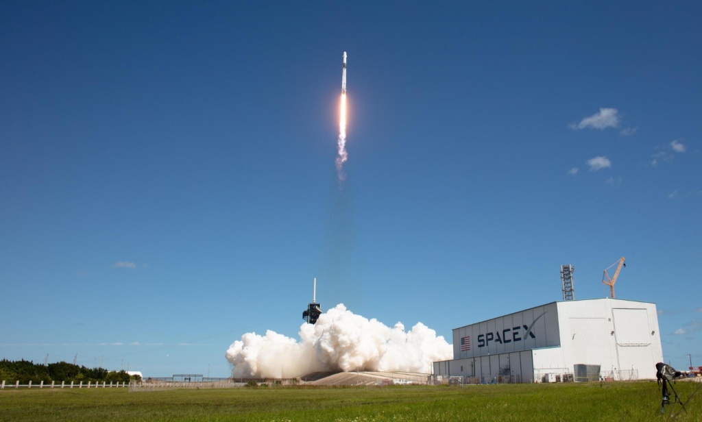 SpaceX успешно провела ключевой испытательный полёт Starship