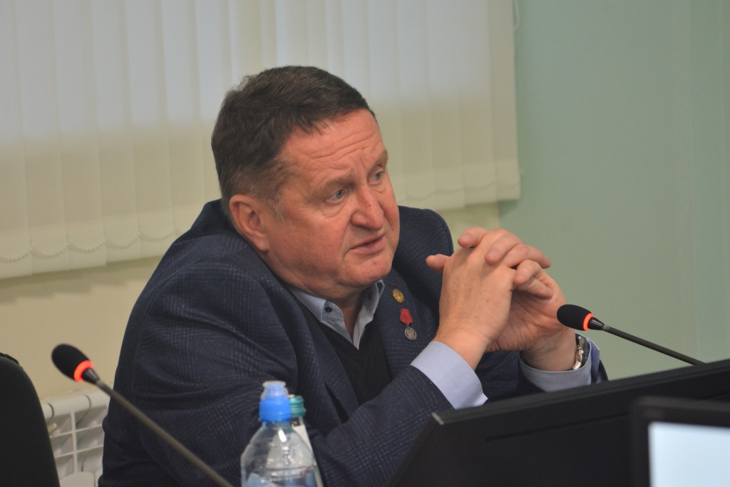 Депутат Воронежской гордумы Сергей Ковалев провёл встречу с учениками 106-й школы в День сердца