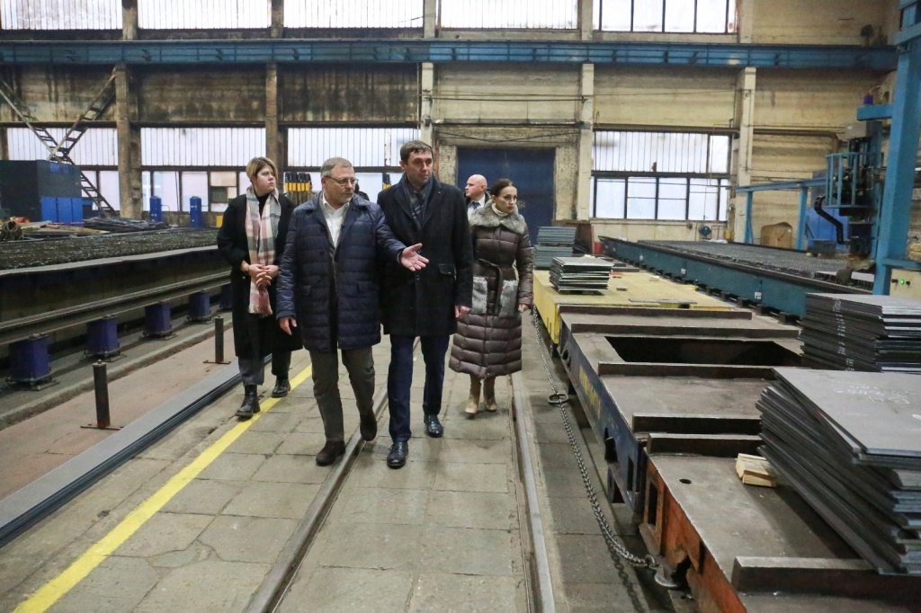 Сергей Петрин посетил завод металлоконструкций «Воронежстальмост» Сергей Петрин посетил завод металлоконструкций «Воронежстальмост»