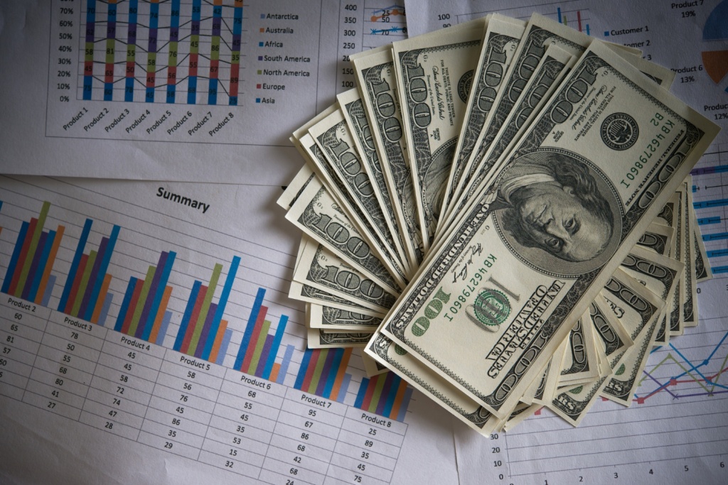 Доллар на открытии торгов подорожал до 90,11 рубля