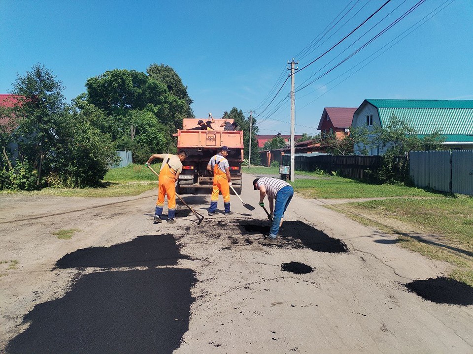 В Красноармейске на улицах Лесной и 2-й Парковой завершен ямочный ремонт