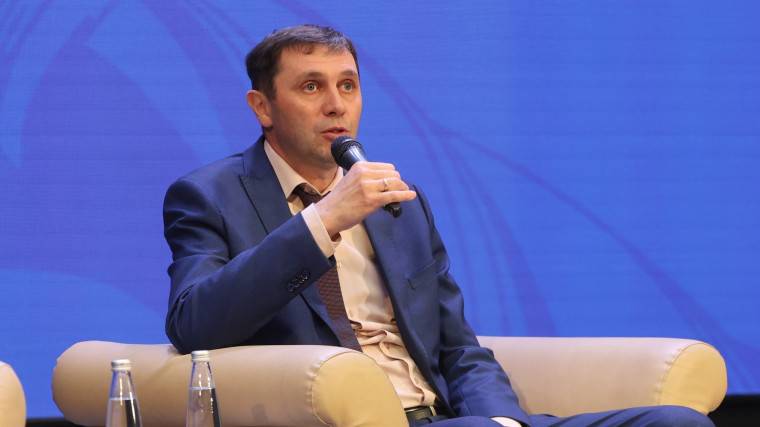 Будущее города в руках молодёжи: Сергей Петрин обсудил со студентами ВГТУ трудоустройство и перспективы развития Воронежа