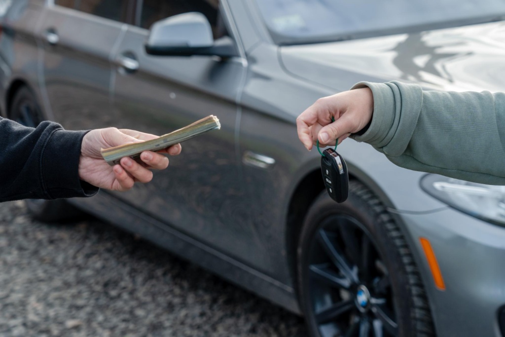Житель Новосибирской области продал конфискованный автомобиль, за что заплатит штраф