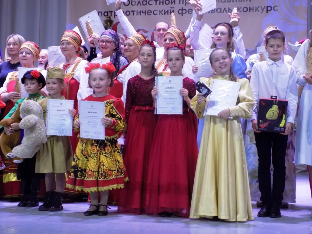 Триумф вокалистов Красноармейского ГДК на областном патриотическом фестивале Триумф вокалистов Красноармейского ГДК на областном патриотическом фестивале