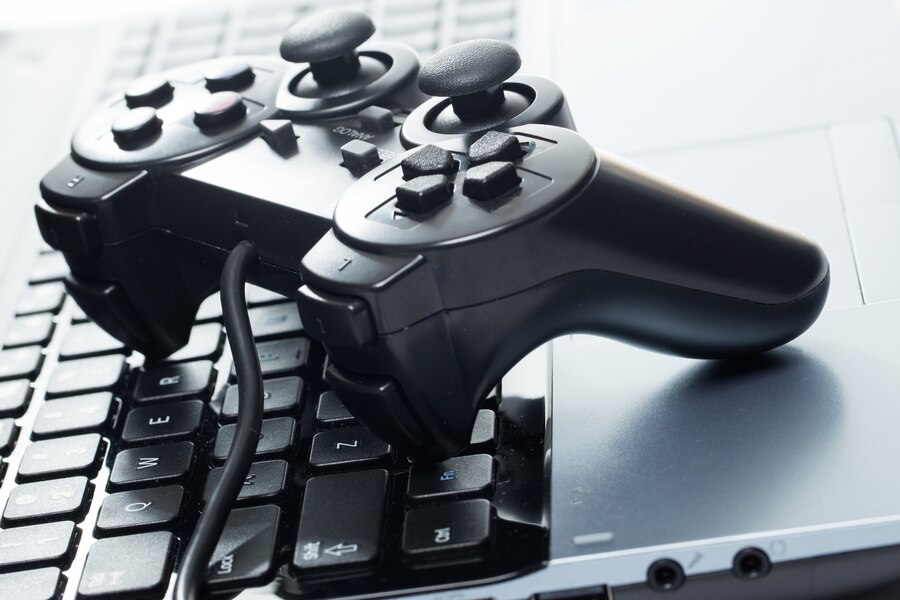 Игровая консоль PlayStation 5 в сентябре подорожает на восемь тысяч рублей