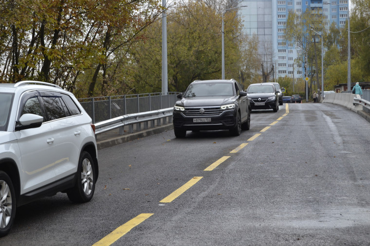 В Иванове путепровод на улице Зверева открыт для движения: досрочное завершение ремонта и новые стандарты безопасности
