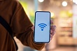 Банки предупреждают о перебоях с мобильным интернетом: как сохранить доступ к сервисам
