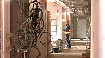 В Ивантеевке к осени планируют закончить ремонт в первой части здания поликлиники на улице Толмачёва